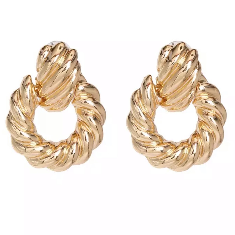 Zara Gold knob Earrings - Picture 3 of 5
